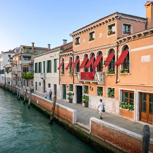 Excess Boutique & Private - Adults Only Venice